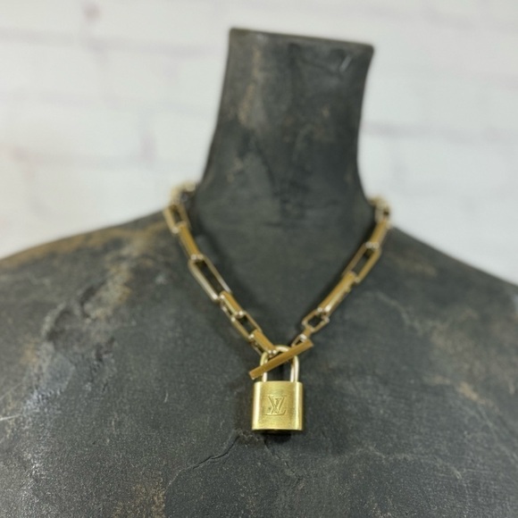 LOUIS VUITTON Brass Pad Lock as a pendant on a FOSSIL brass toggle necklace EUC - Picture 12 of 16